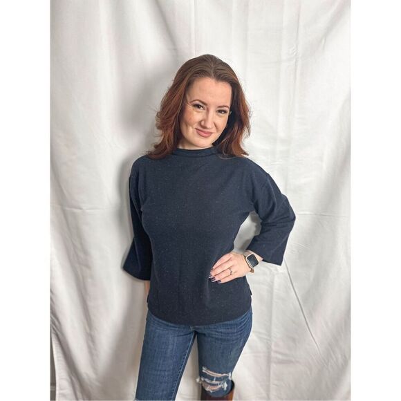 Banana Republic Sweater - Picture 4 of 14